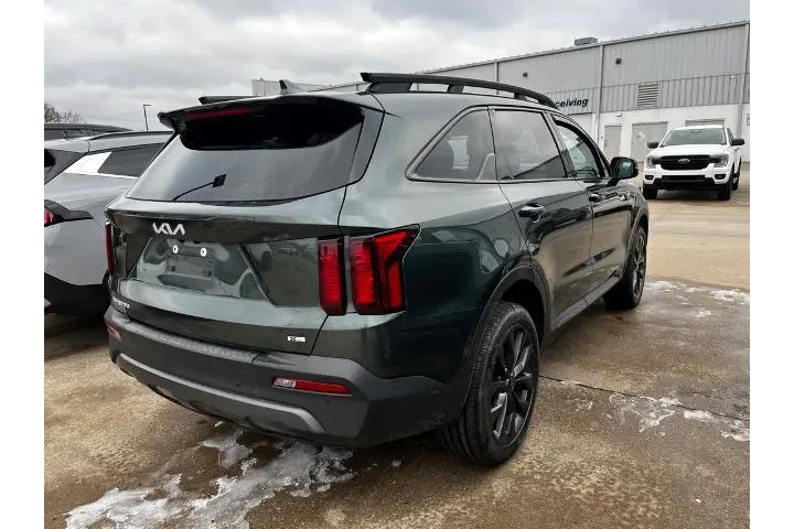 $31333 : Kia Sorento 2023 AWD X-Line image 1