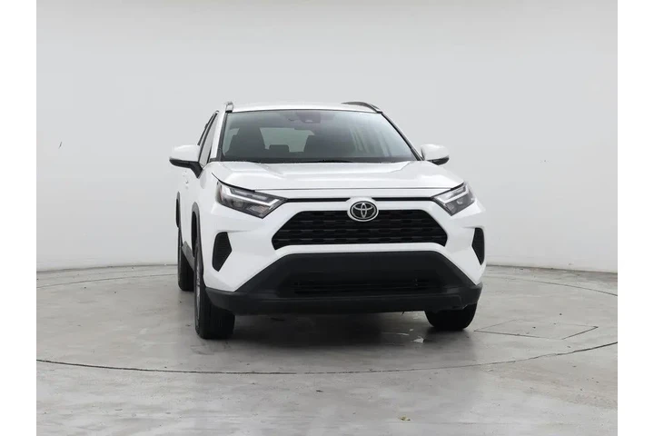 $27998 : Toyota RAV4 2022 XLE 4dr SUV image 5