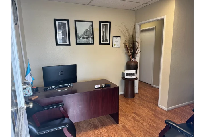 Flores Notary Services image 4