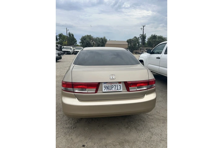 $6500 : 2005 Honda Accord LX image 4