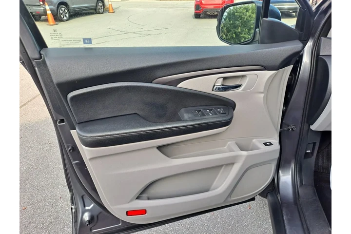 $16400 : 2017 HONDA RIDGELINE RTS PICK image 1