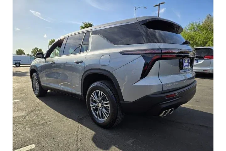 $35991 : Chevrolet Traverse 2024 LS 4 image 4