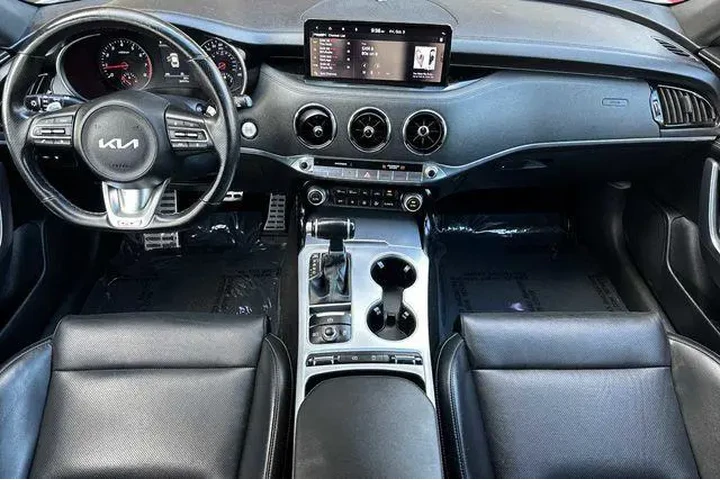 $27004 : Kia Stinger 2022 GT1 4dr Sed image 5