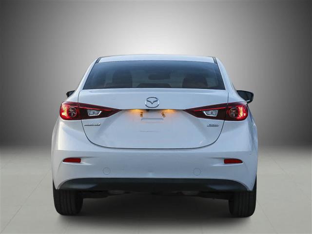 $12100 : Pre-Owned 2016 Mazda3 i Sport image 3