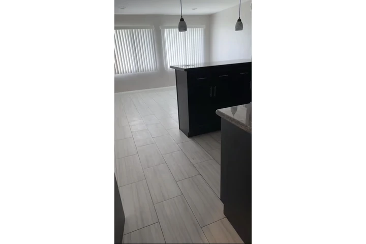 $600 : Rento Sala en North Hollywood image 2