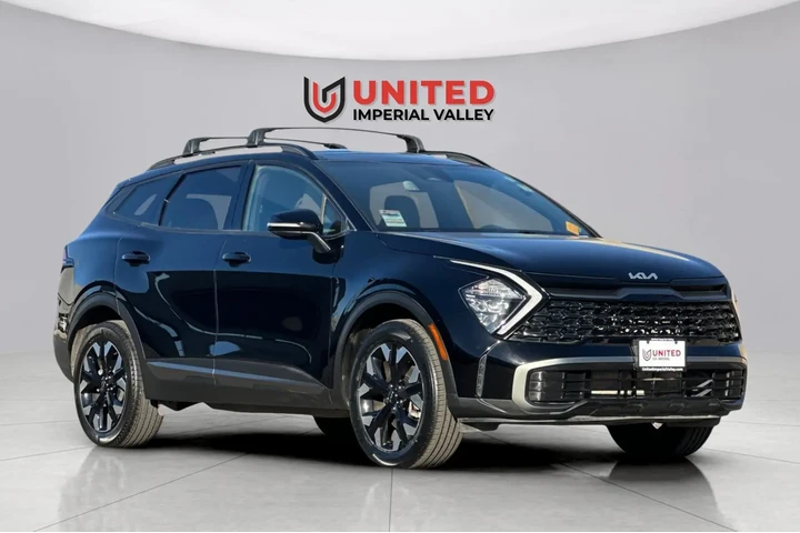 $26498 : Pre-Owned 2023 Sportage X-Line image 1