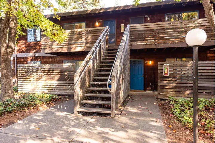 $1100 : Cozy 1-Bedroom and 1-Bathroom image 3