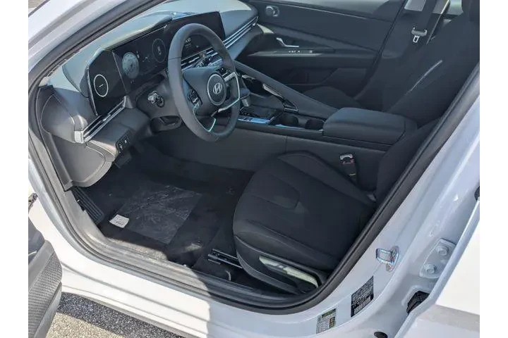 $25236 : Hyundai ELANTRA 2025 SEL Con image 9