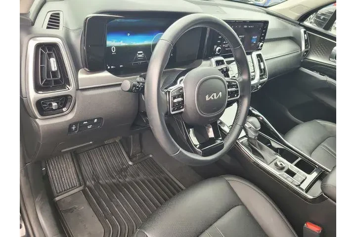 $32532 : Kia Sorento 2023 AWD SX 4dr image 9