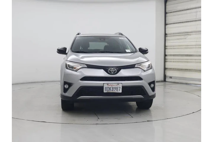 $21998 : Toyota RAV4 2018 AWD SE 4dr image 5