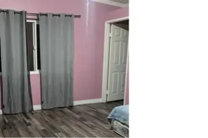 $850 : Se Renta Cuarto Moreno Valley image 3