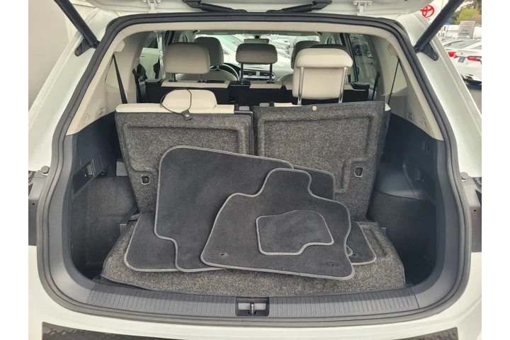 $13998 : Volkswagen Tiguan 2018 AWD 2 image 10