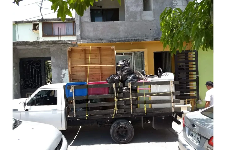 Fletes y mudancitas estaquitas image 6