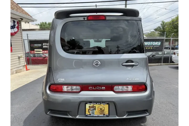 $3799 : 2009 cube Krom image 9