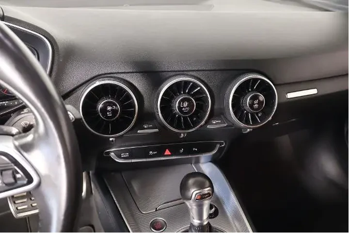 $20467 : Audi TT 2017 AWD 2.0T quattr image 5