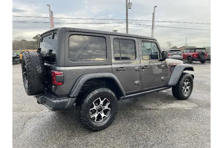 $28588 : Jeep Wrangler Unlimited 2021 image 2