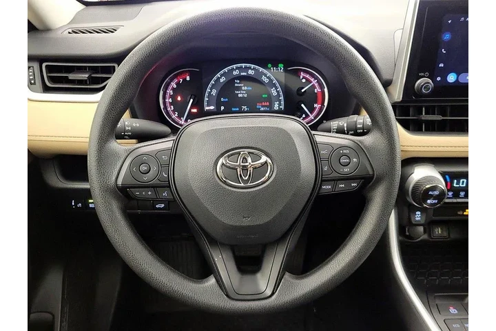 $34998 : Toyota RAV4 2025 XLE 4dr SUV image 10