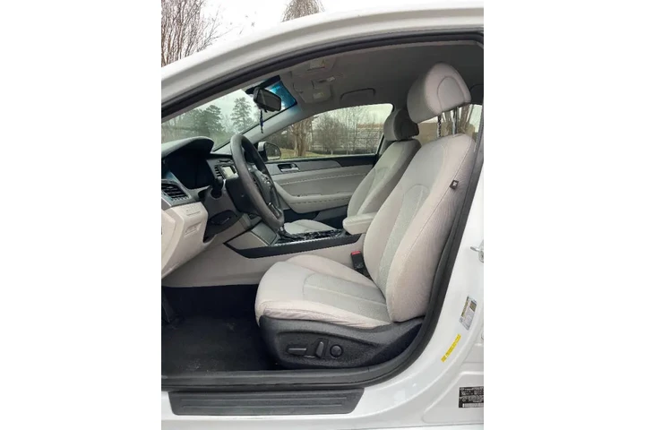 $5500 : 2015 Sonata SE image 7