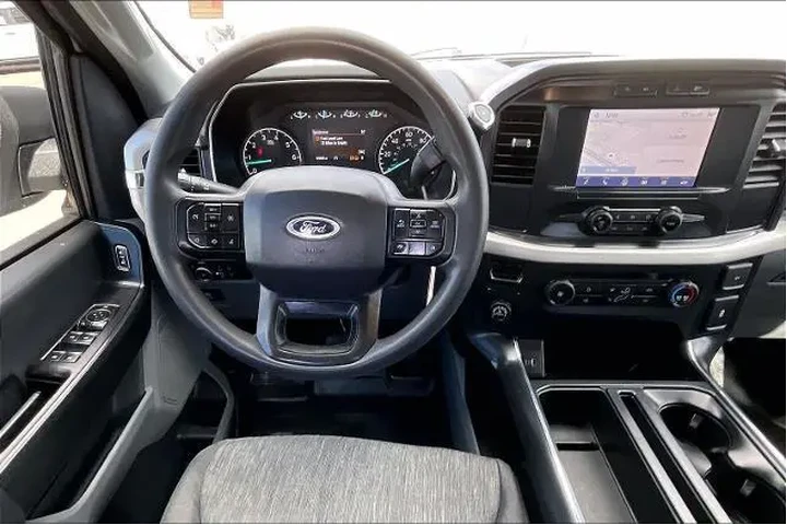 $25881 : Ford F-150 2022 4x2 XL 4dr S image 5