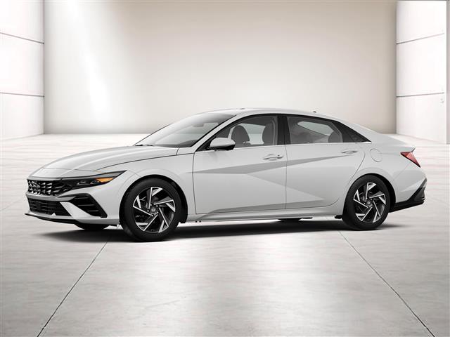 $28965 : New  Hyundai ELANTRA Limited image 2