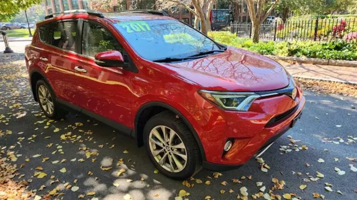 $20999 : 2017 RAV4 Limited image 9