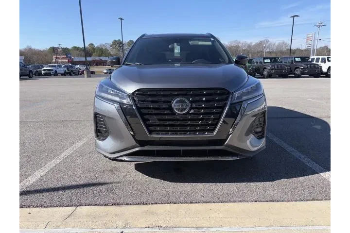 $18449 : Nissan Kicks 2021 SR 4dr Cro image 2
