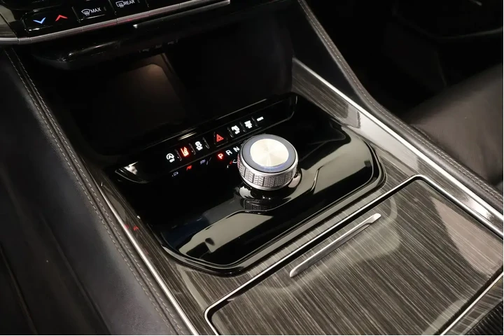 $36999 : Jeep Wagoneer 2022 4x2 Serie image 9