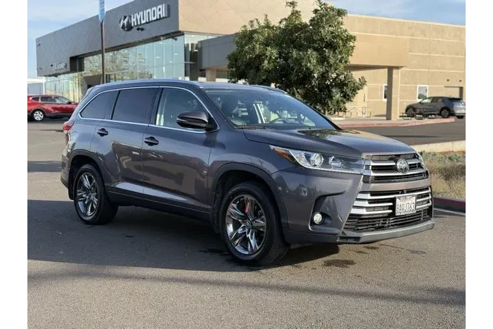 $24991 : Toyota Highlander 2018 AWD L image 2