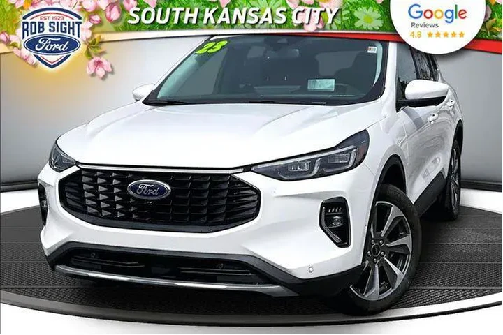 $27500 : Ford Escape 2023 AWD Platinu image 1
