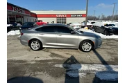 2016 200 4dr Sdn Limited FWD en Lexington