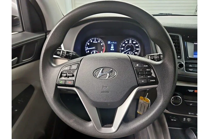 $12998 : Hyundai TUCSON 2017 AWD SE 4 image 10