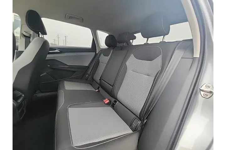 $22995 : Volkswagen Taos 2024 S 4dr S image 8