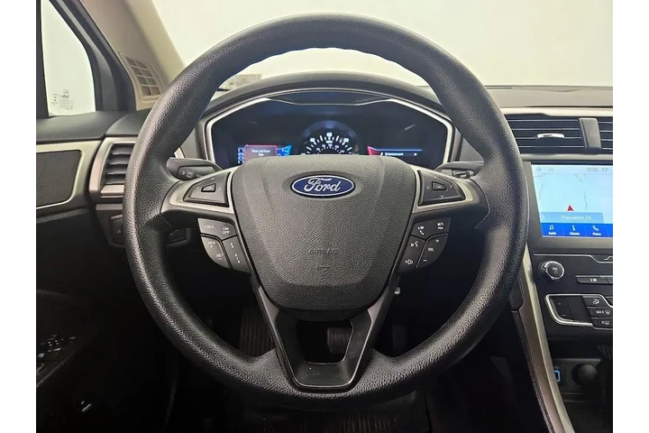 $17998 : Ford Fusion Hybrid 2019 SE 4 image 10