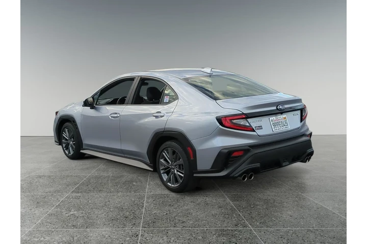 Subaru WRX 2024 AWD Base 4dr image 3