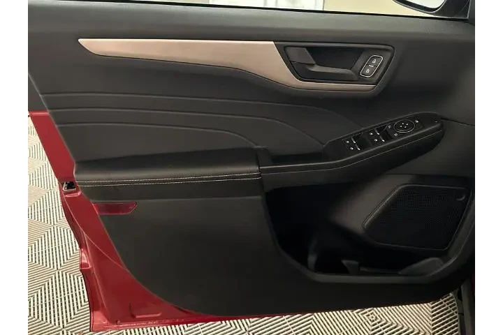 $18900 : Ford Escape 2022 SE 4dr SUV image 10