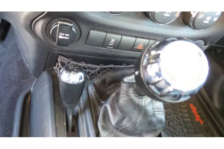 $12500 : 2017 Wrangler Sport image 10