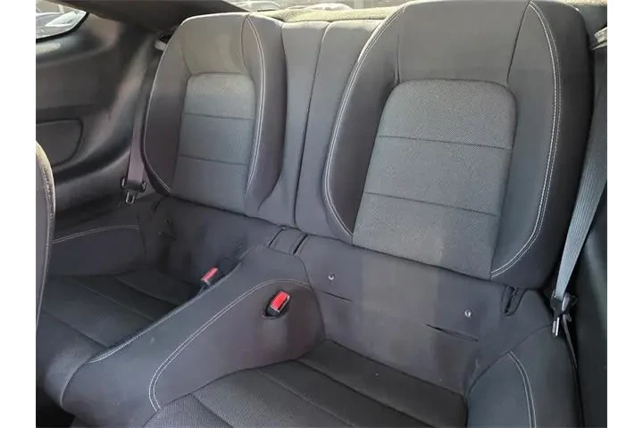 $16991 : Ford Mustang 2017 V6 2dr Fas image 10