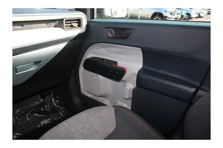 $25047 : Ford Maverick 2023 XLT 4dr S image 8