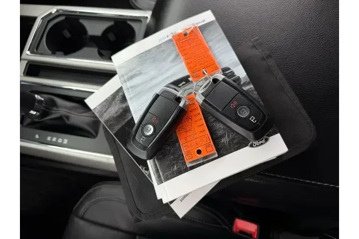 $31000 : Ford F-150 2019 4x4 Lariat 4 image 5