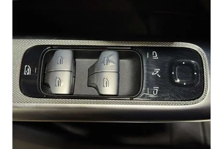 $38995 : Mercedes-Benz GLC 2024 AWD G image 8