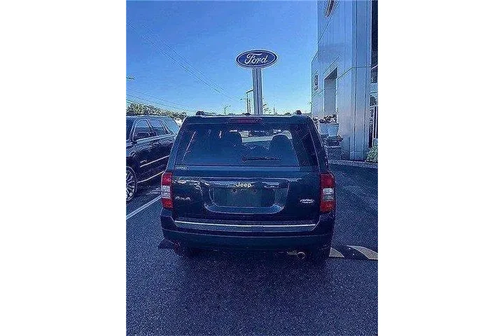 $9854 : Jeep Patriot 2016 4x4 Latitu image 4