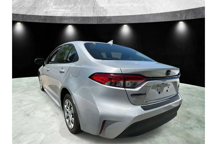 $21400 : Toyota Corolla 2023 LE 4dr S image 4