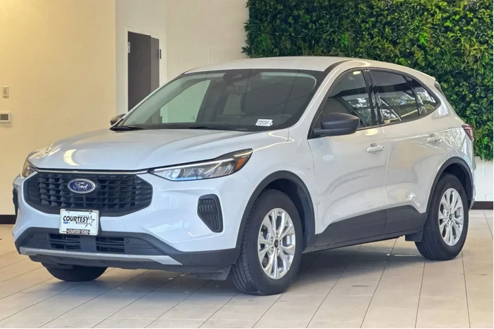 $22717 : Ford Escape 2025 Active 4dr image 8