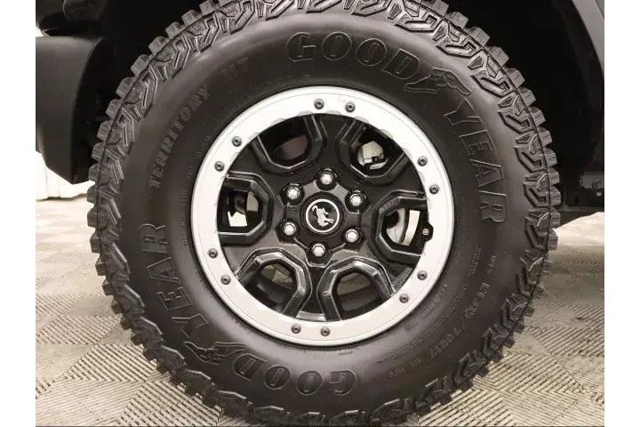 $39995 : Ford Bronco 2023 4x4 Base Ad image 8