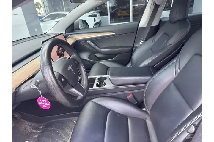 $25699 : Tesla Model 3 2022 AWD Long image 5