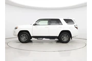$30998 : Toyota 4Runner 2019 4x4 SR5 thumbnail
