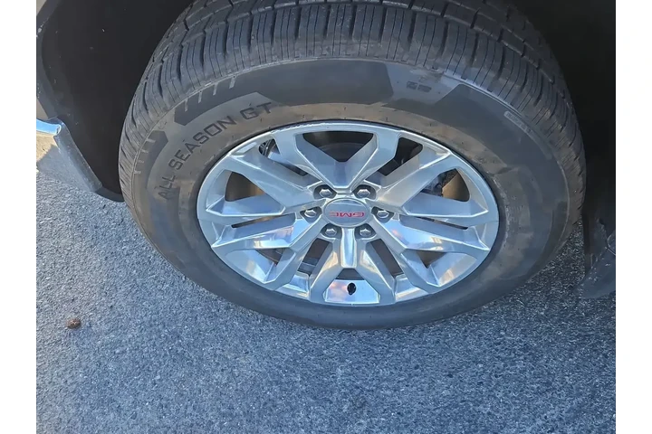 $37000 : GMC Sierra 1500 2019 4x4 SLT image 3