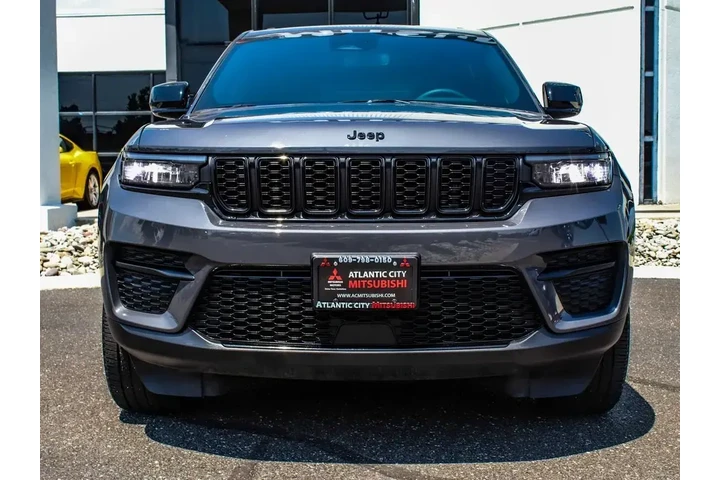$34990 : Jeep Grand Cherokee 2024 4x4 image 2