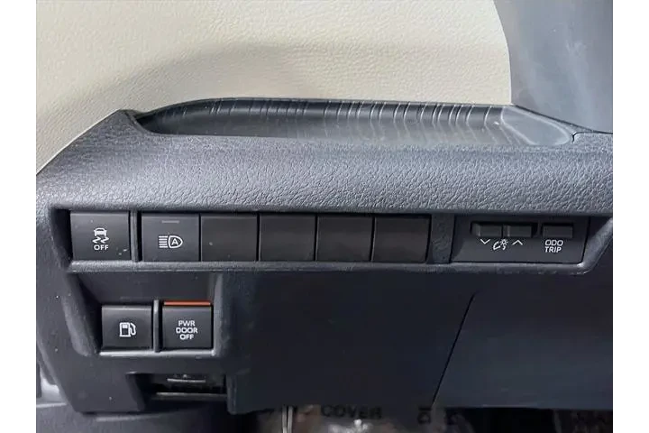 $37990 : Toyota Sienna 2022 AWD XLE 7 image 9