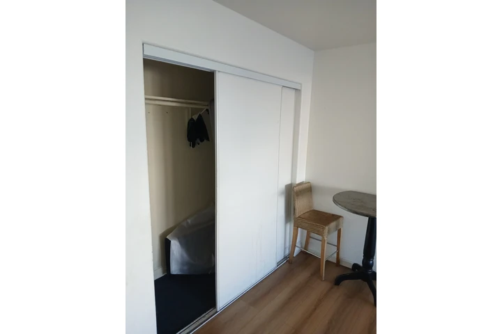 $1100 : Cuarto amplio en renta $ 1100 image 3